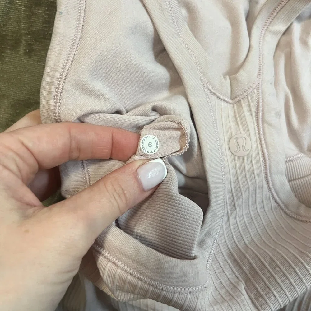 Lululemon Light Pink Ribbed Racerback Workout Tank Size 6 - Picture 5 of 5